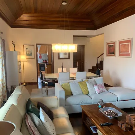 Quinta De Santo Antonio * Fonte do Bustardo